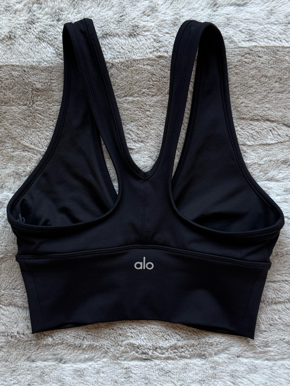 ALO YOGA Wild Thing Bra in Black Size XS - Picture 5 of 11
